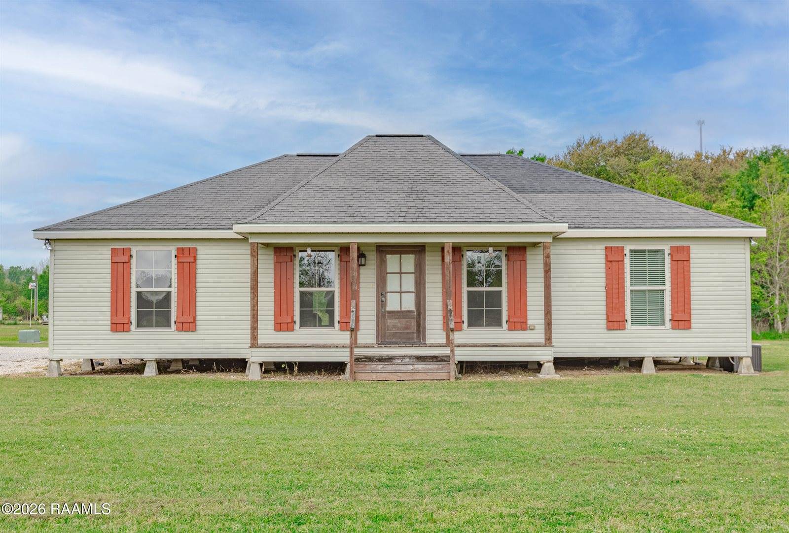 1447 Providence Highway, Rayne, LA 70578