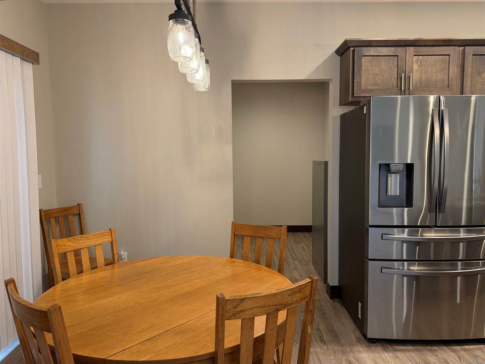 640 S 9th St, Akron, IA 51001