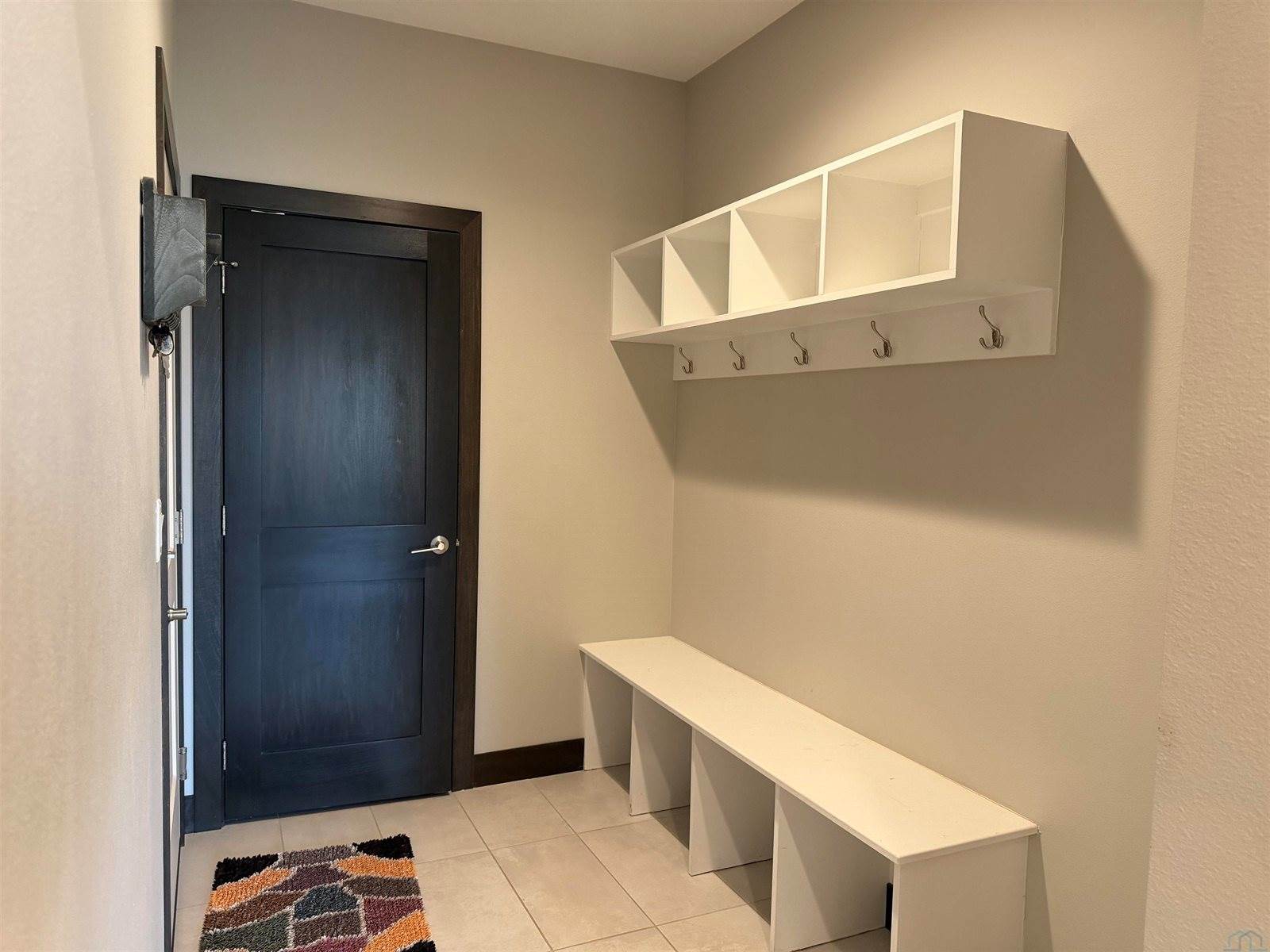 640 S 9th St, Akron, IA 51001