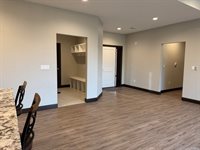 640 S 9th St, Akron, IA 51001