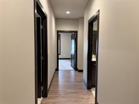 640 S 9th St, Akron, IA 51001