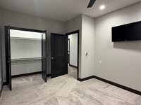 640 S 9th St, Akron, IA 51001