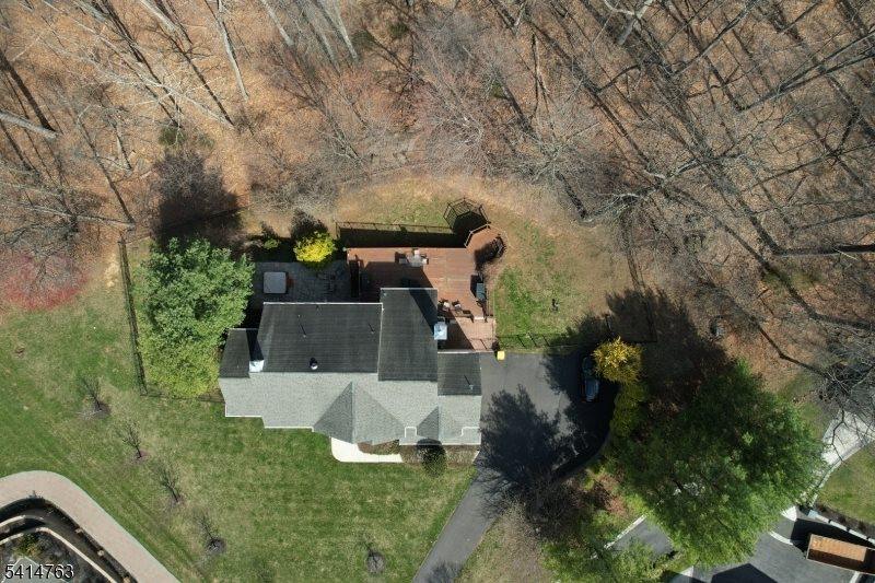 2 Ridge Rd, Green Brook Township, NJ 08812