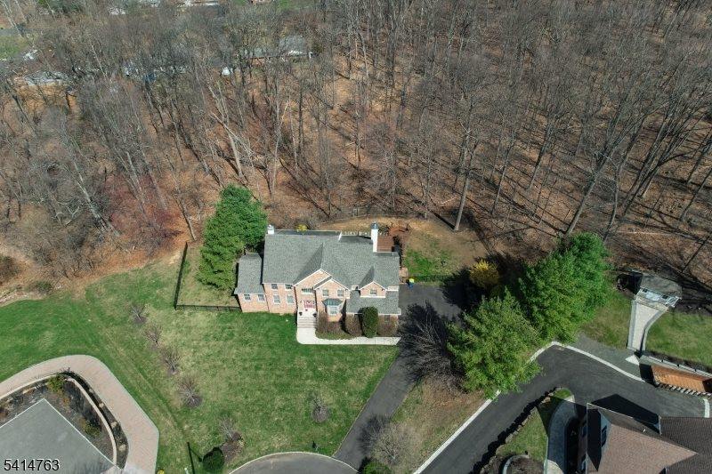 2 Ridge Rd, Green Brook Township, NJ 08812