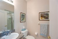 2 Ridge Rd, Green Brook Township, NJ 08812