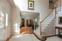 2 Ridge Rd, Green Brook Township, NJ 08812