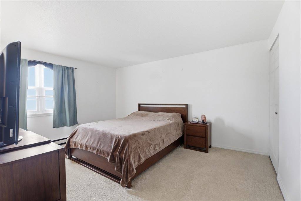 269 Chicopee St, #16, Chicopee, MA 01013