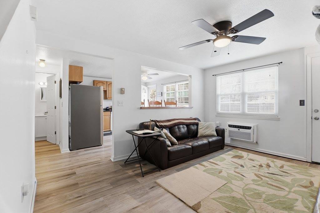 269 Chicopee St, #16, Chicopee, MA 01013