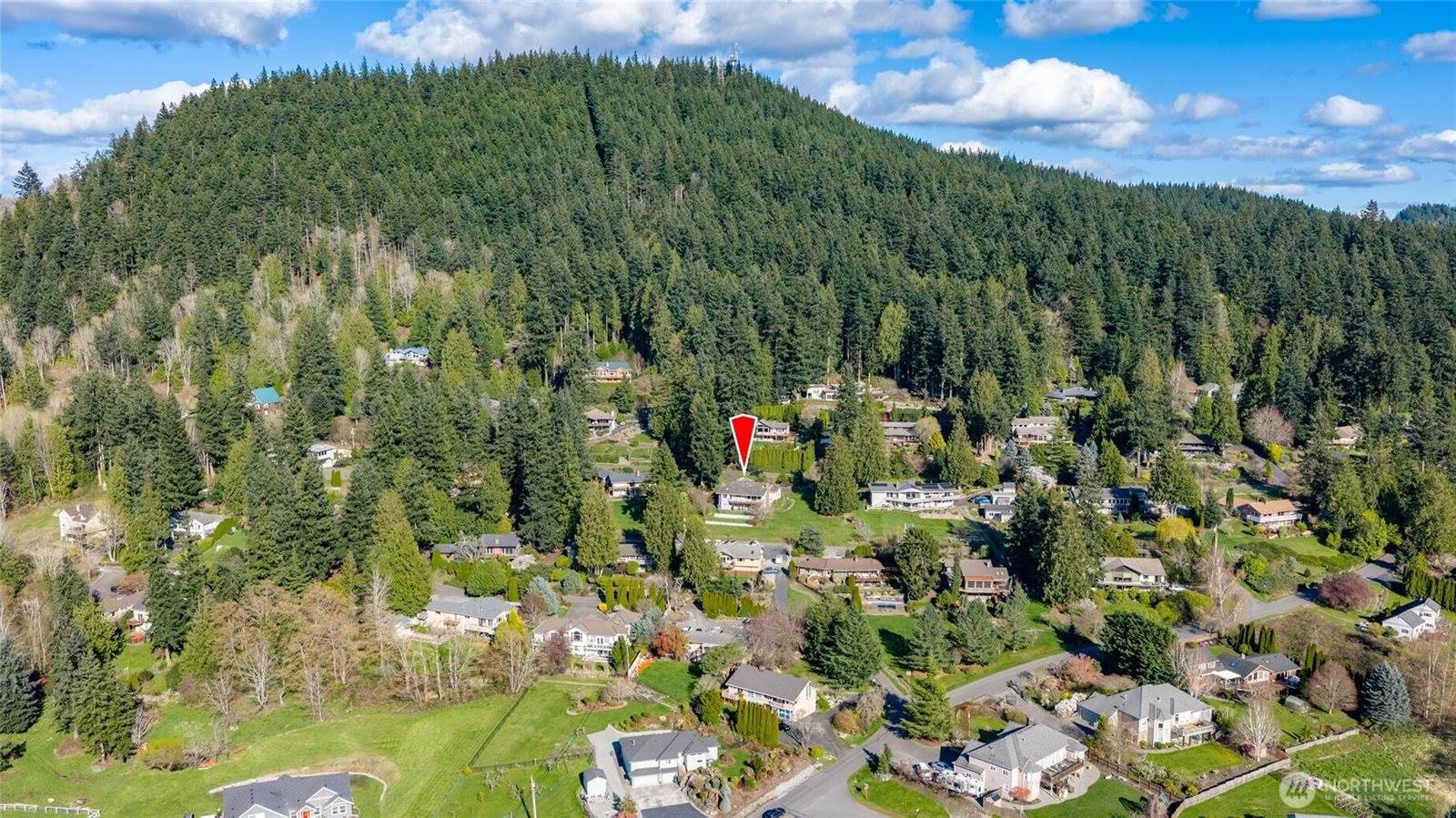 17290 Soundview Road, Mount Vernon, WA 98274