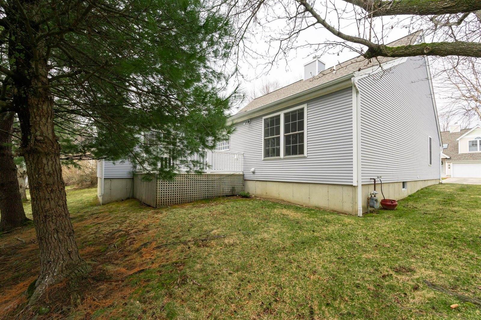 33 Hampton Meadows, Hampton, NH 03842