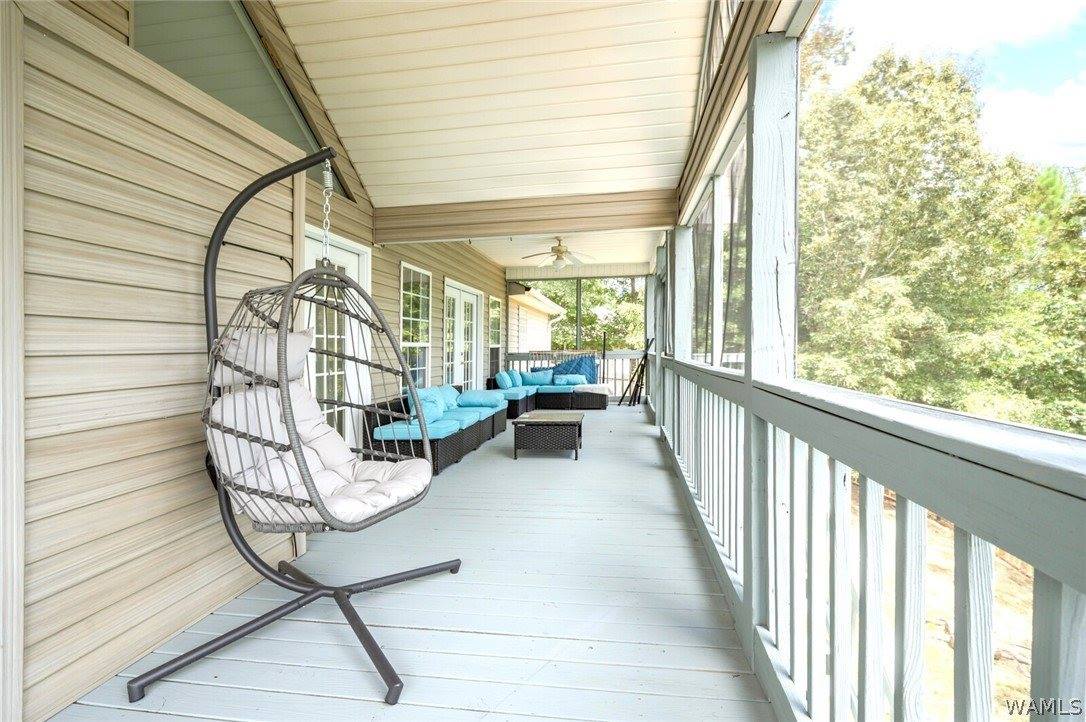 17020 Stonecliff Drive, Northport, AL 35475