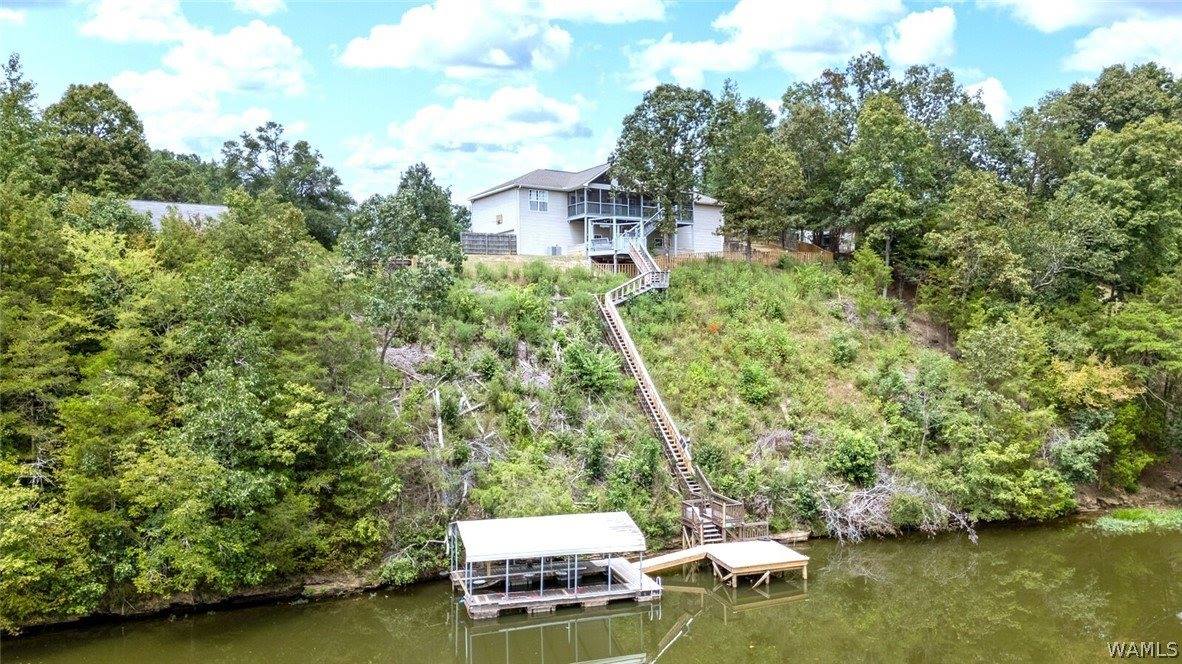 17020 Stonecliff Drive, Northport, AL 35475