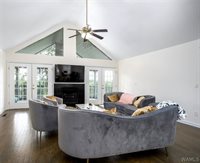 17020 Stonecliff Drive, Northport, AL 35475