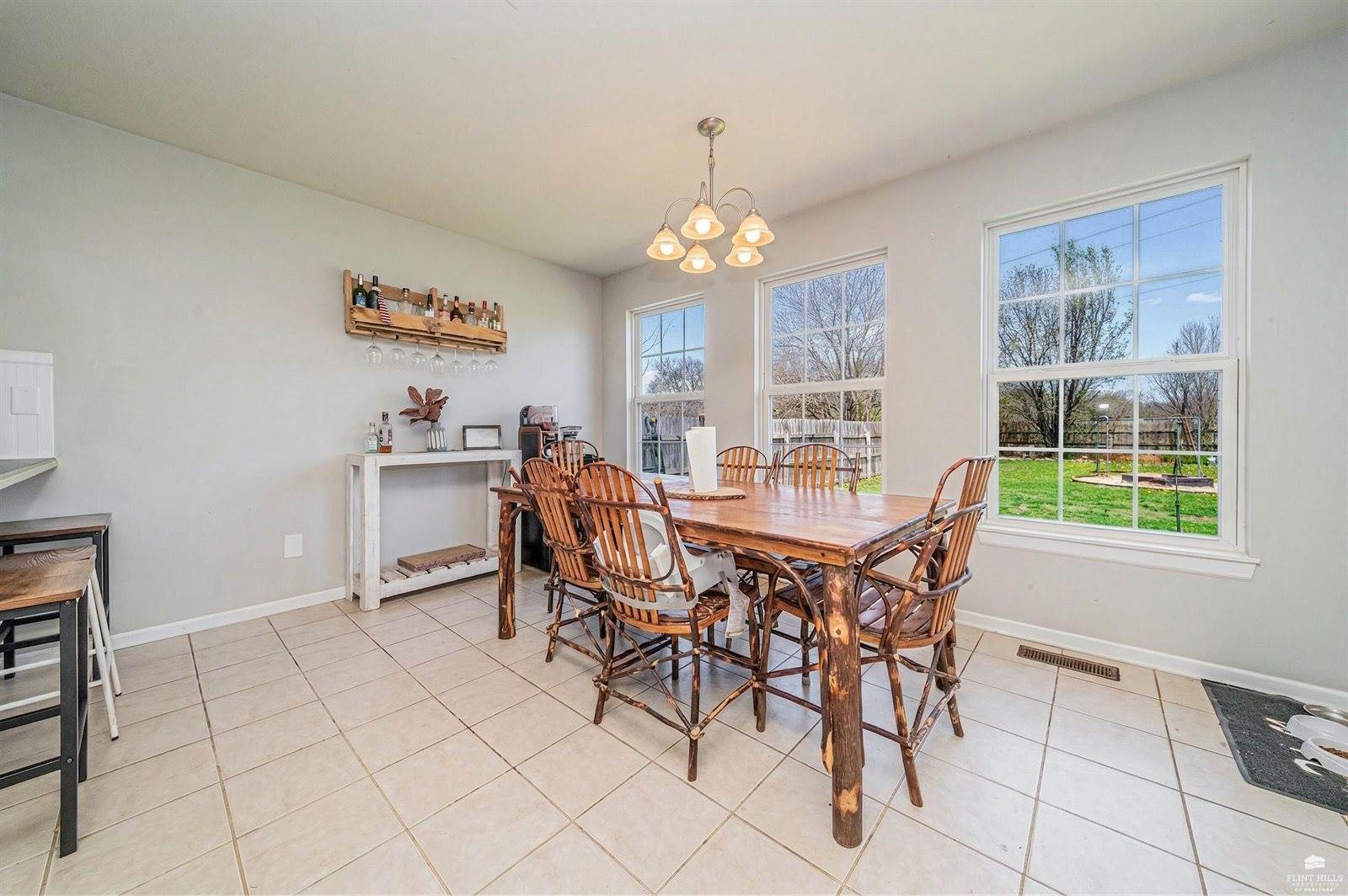 4044 Bald Eagle Drive, Manhattan, KS 66502