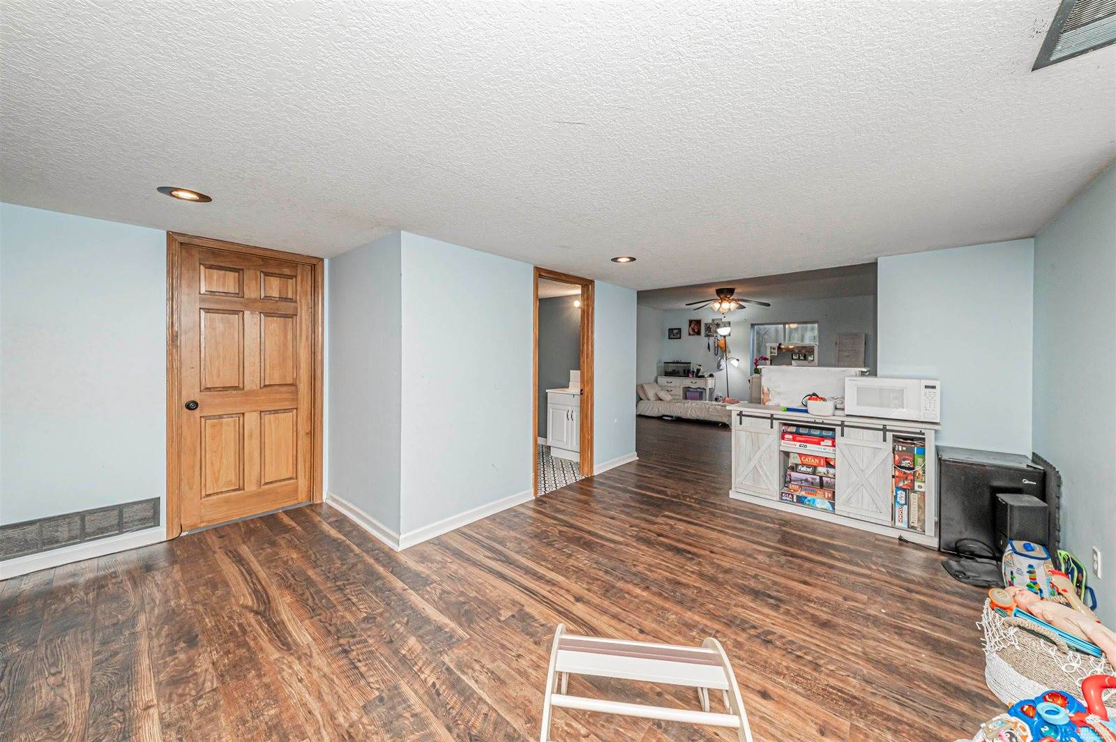 4044 Bald Eagle Drive, Manhattan, KS 66502