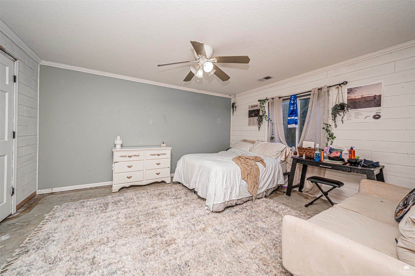 4044 Bald Eagle Drive, Manhattan, KS 66502