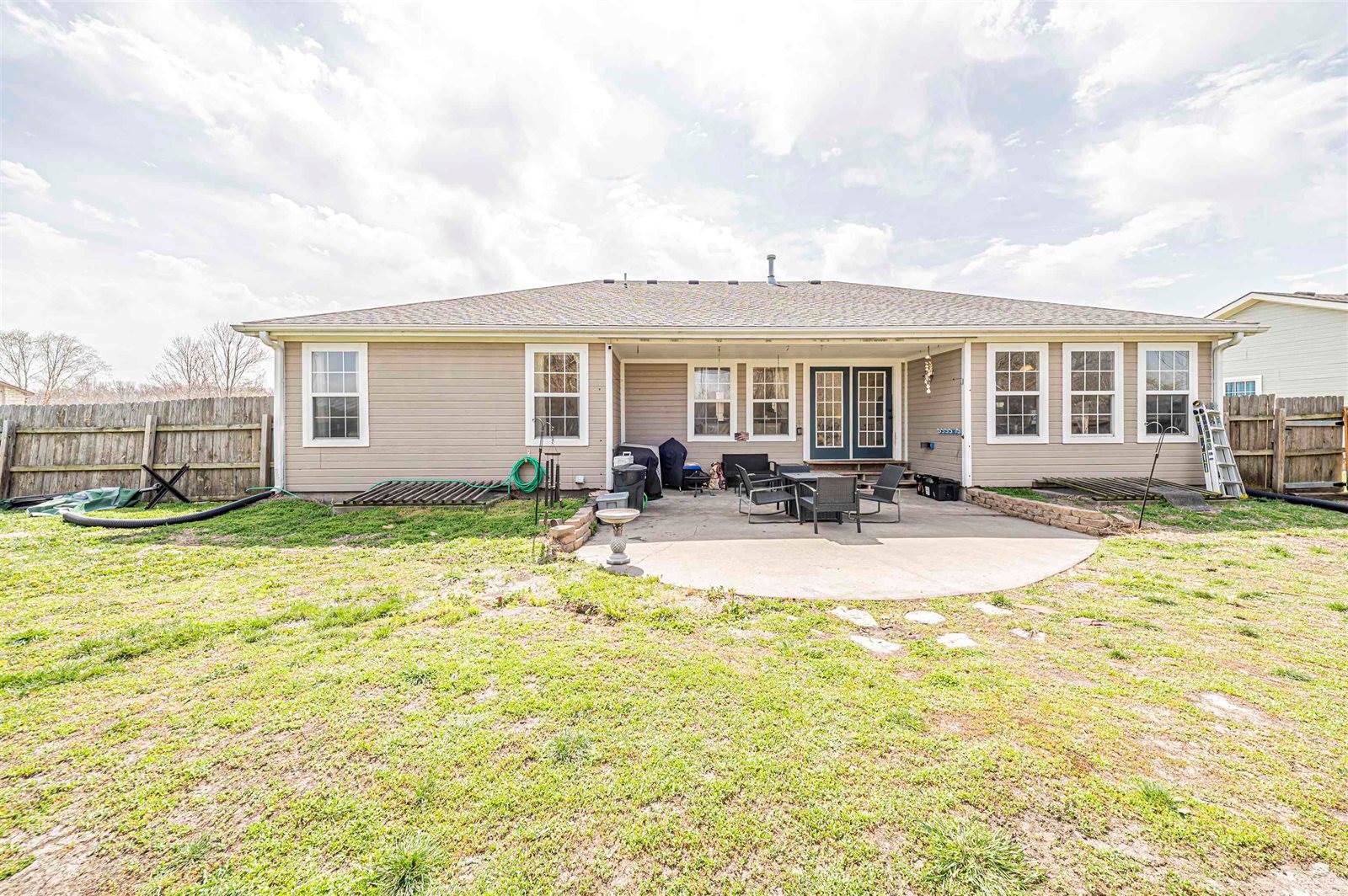 4044 Bald Eagle Drive, Manhattan, KS 66502