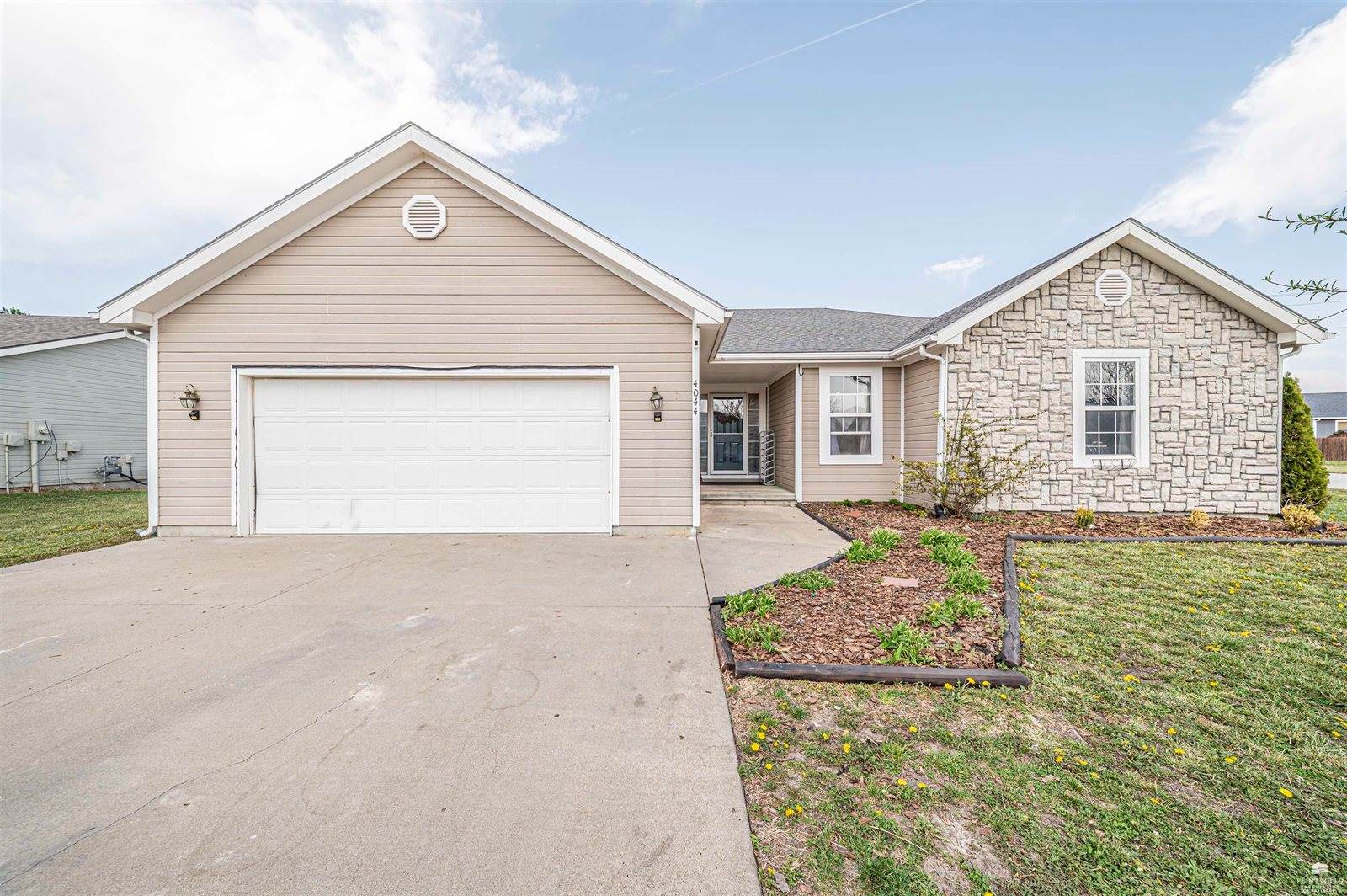 4044 Bald Eagle Drive, Manhattan, KS 66502