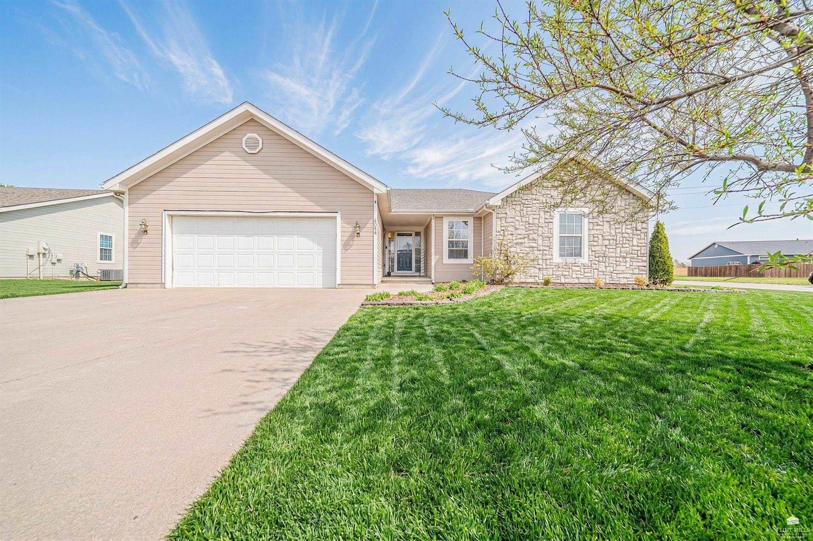 4044 Bald Eagle Drive, Manhattan, KS 66502