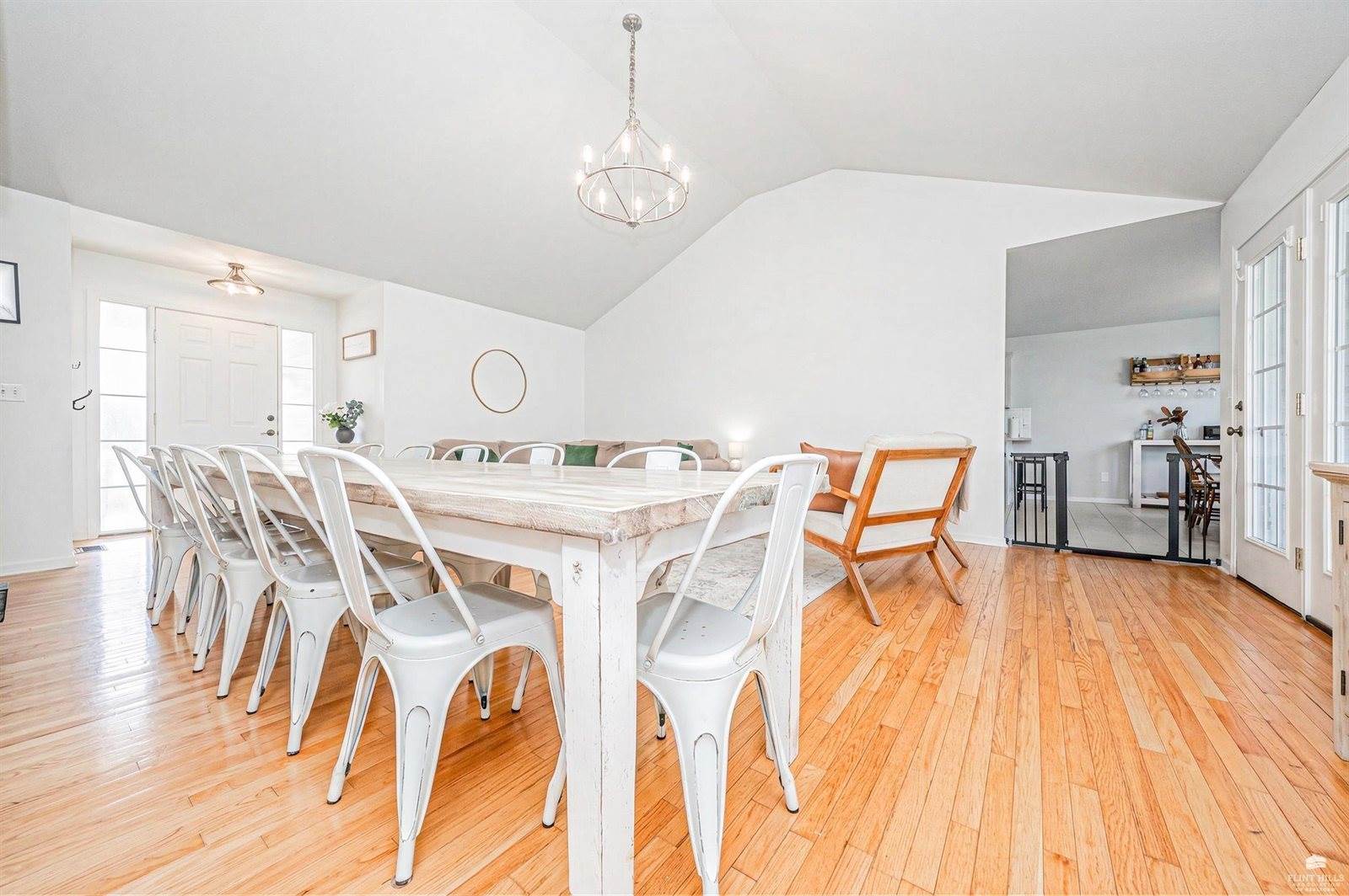 4044 Bald Eagle Drive, Manhattan, KS 66502