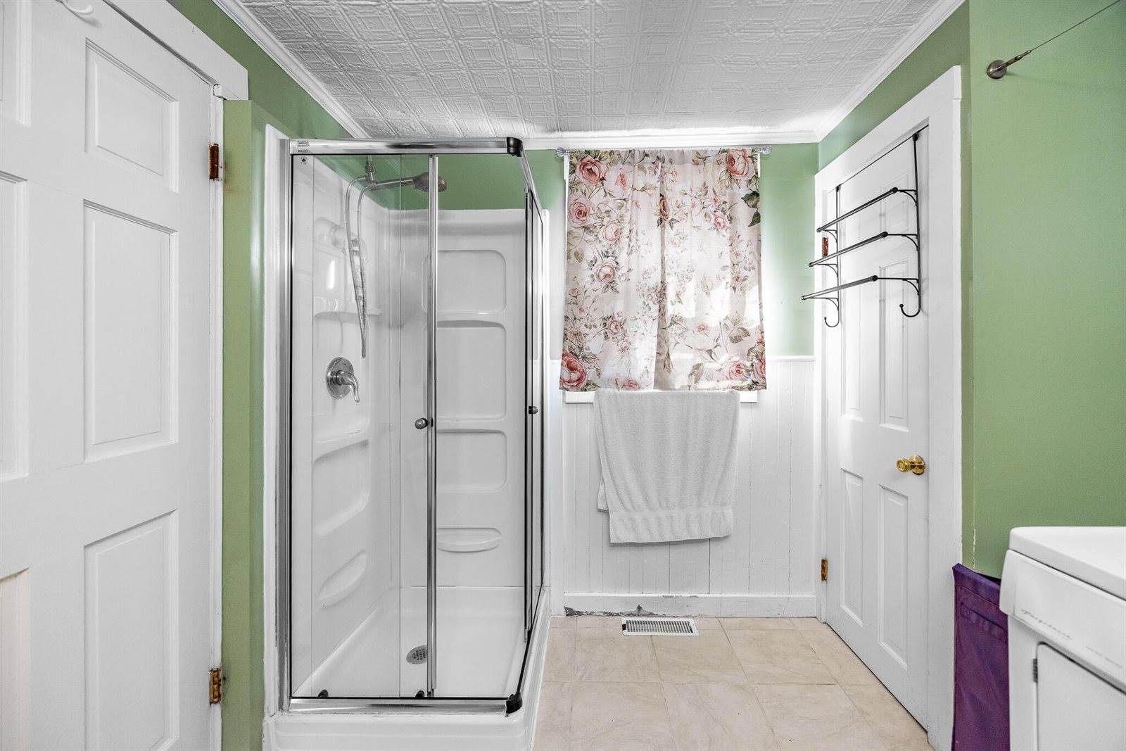 216 Center Street, Bangor, ME 04401