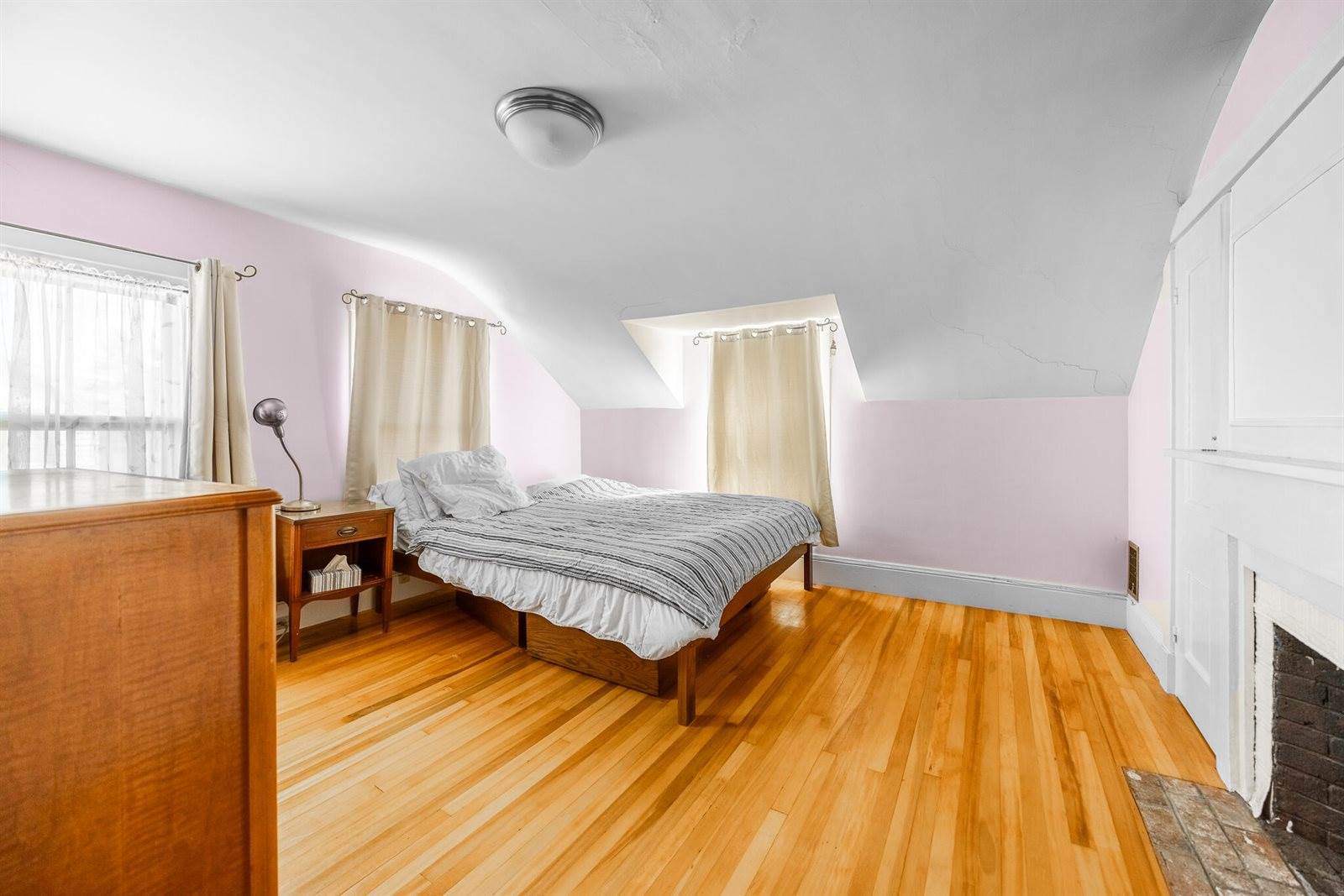 216 Center Street, Bangor, ME 04401