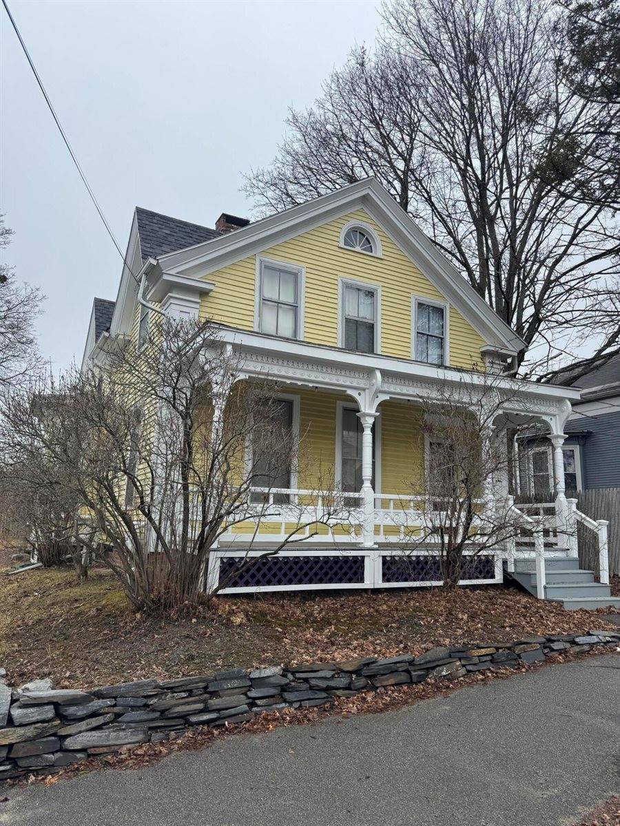 216 Center Street, Bangor, ME 04401