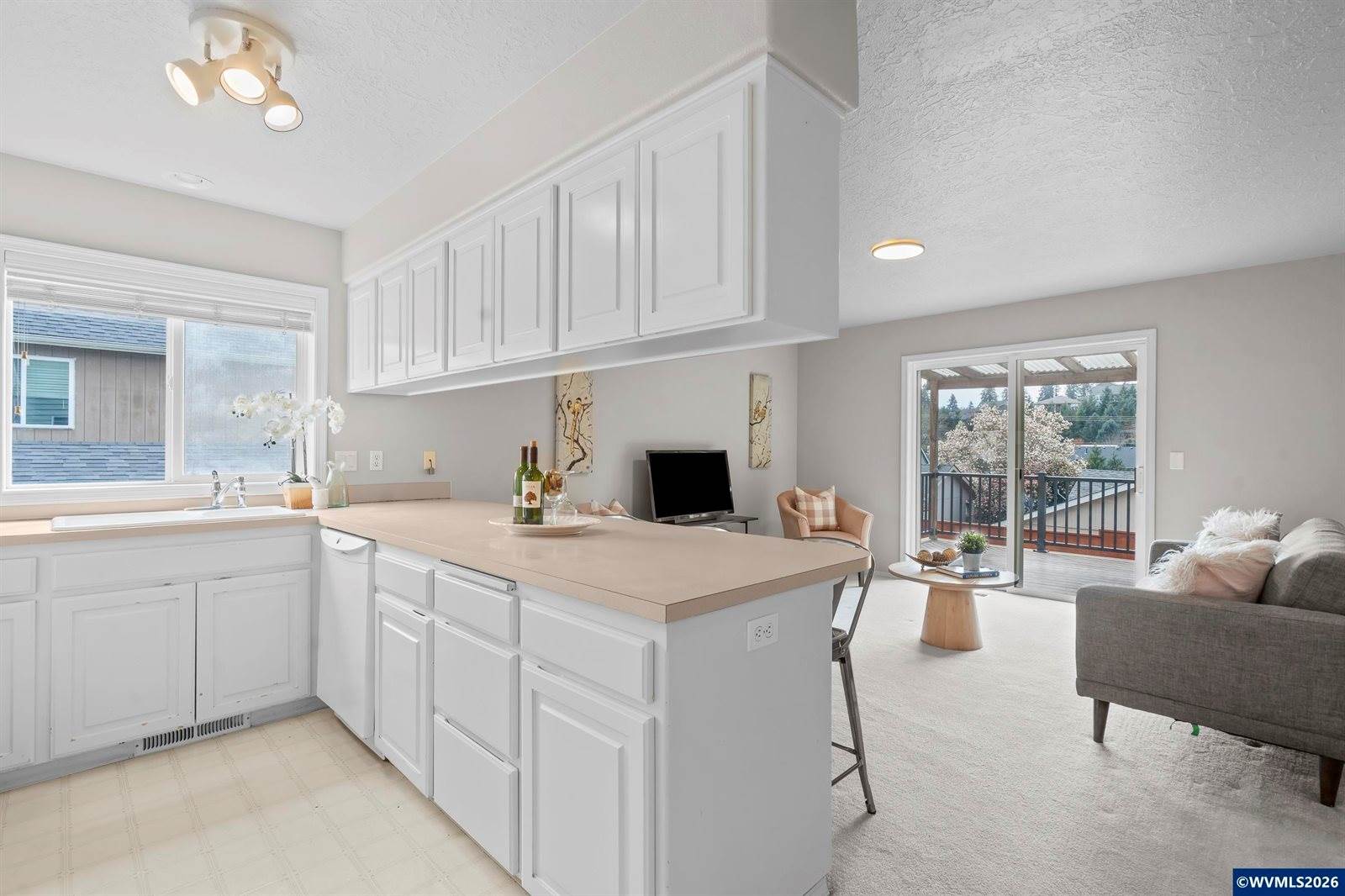 252 Carnelia St, Salem, OR 97306