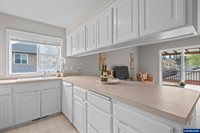 252 Carnelia St, Salem, OR 97306