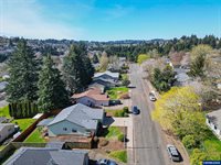 252 Carnelia St, Salem, OR 97306