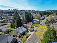 252 Carnelia St, Salem, OR 97306