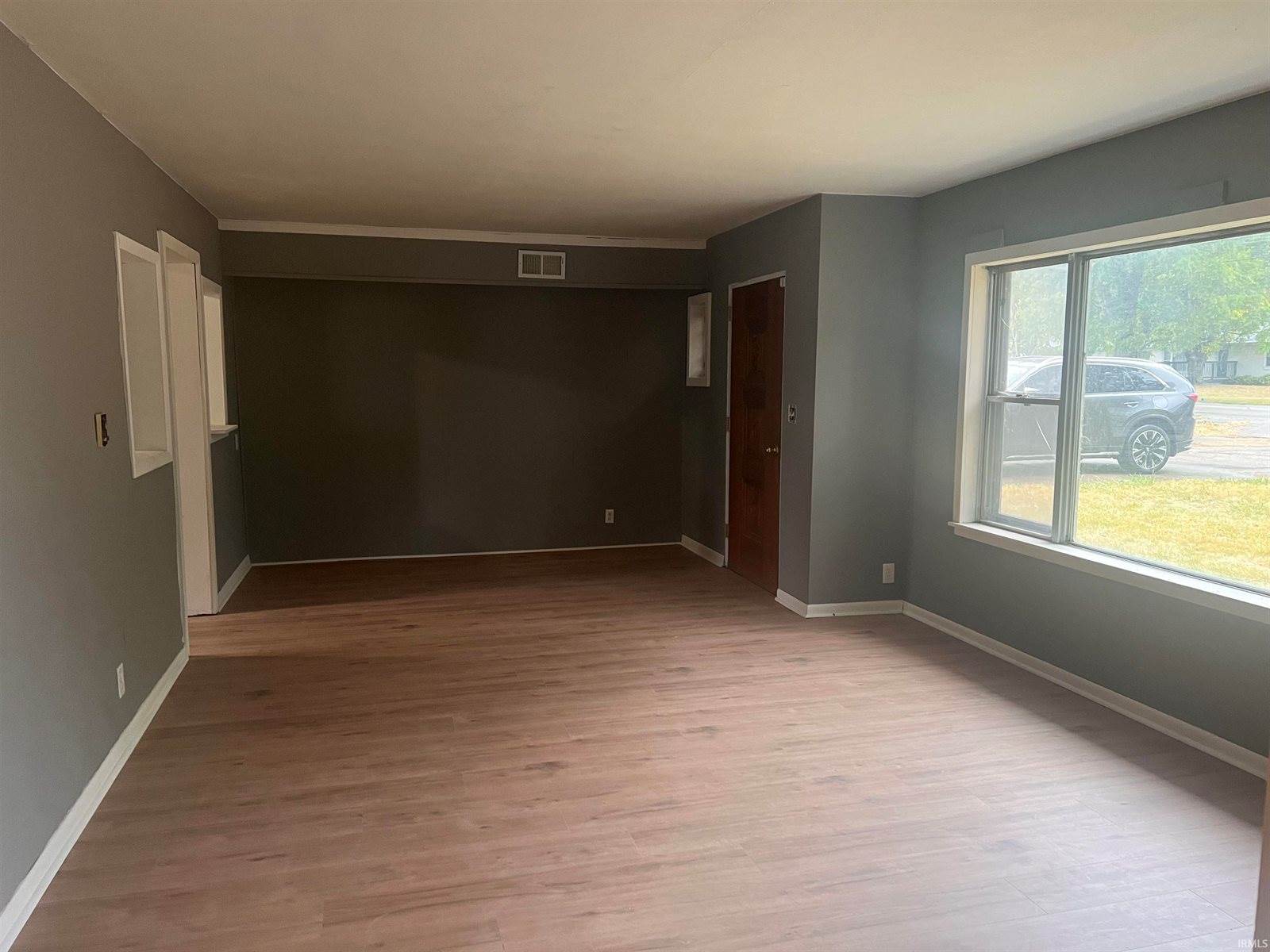 1901 W Riggin Road, Muncie, IN 47304