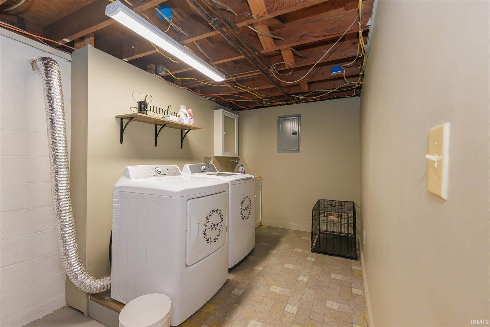 212 N Bittersweet Lane, Muncie, IN 47304