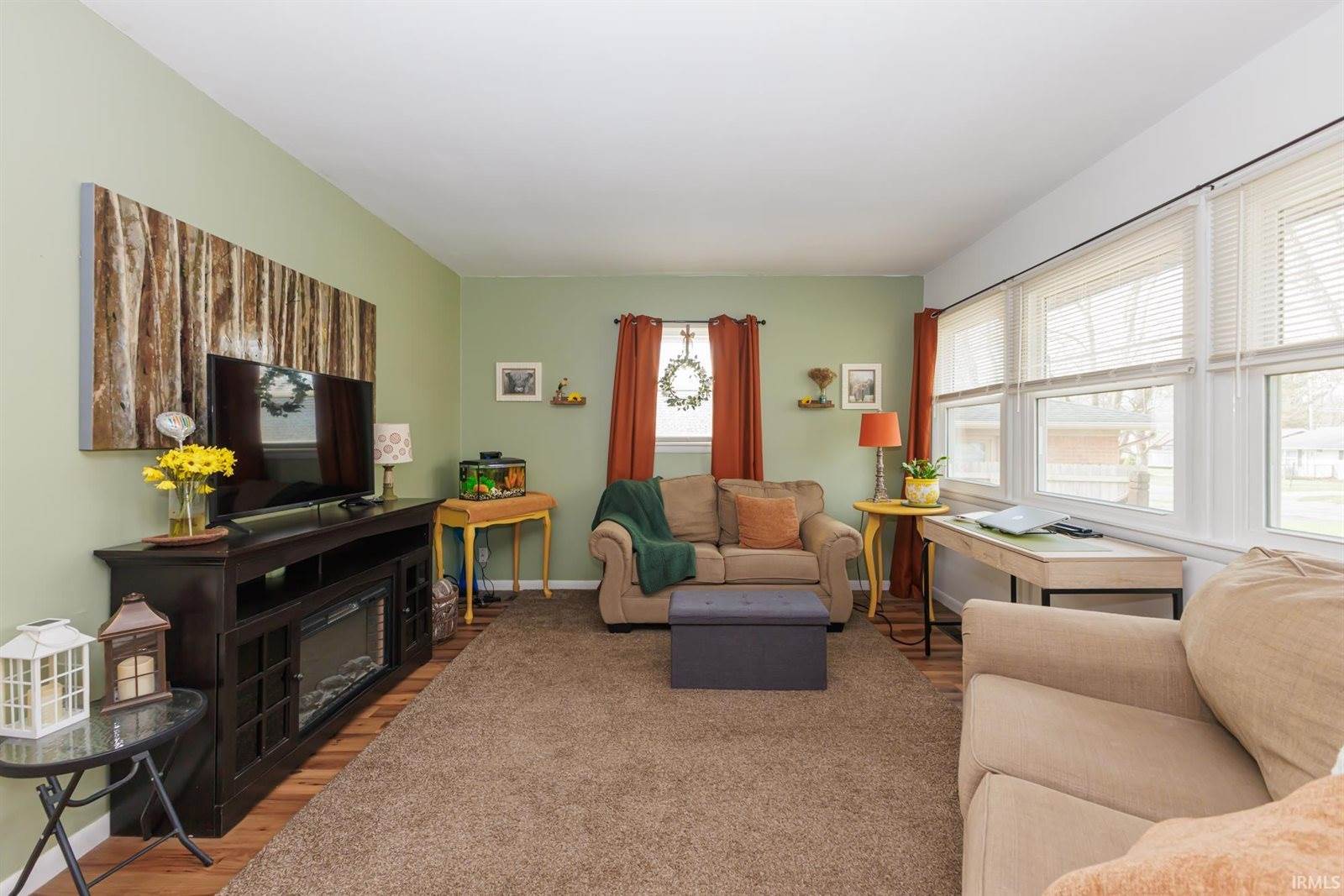 212 N Bittersweet Lane, Muncie, IN 47304