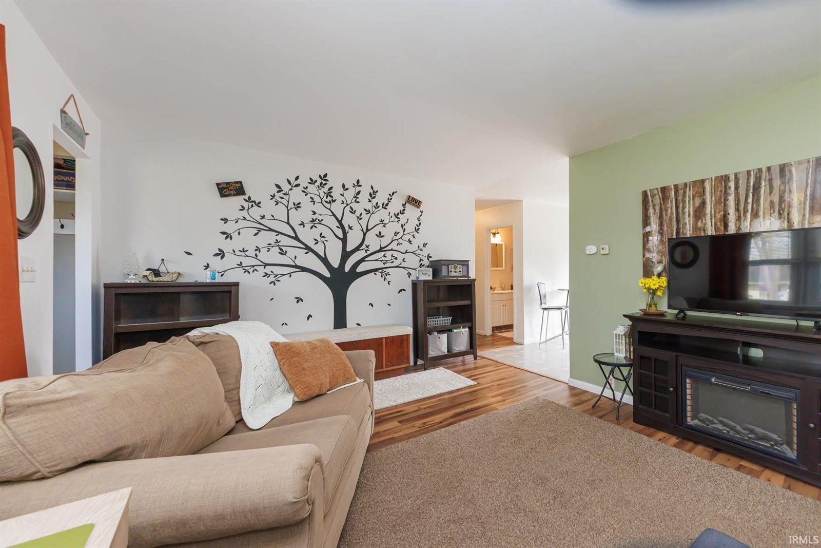 212 N Bittersweet Lane, Muncie, IN 47304