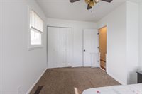 212 N Bittersweet Lane, Muncie, IN 47304