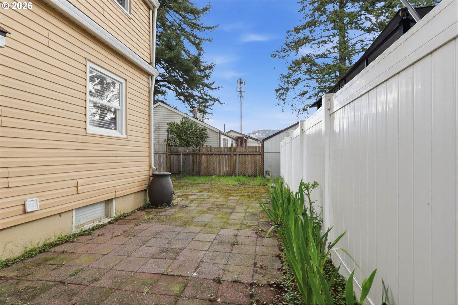 7930 SE Overland St, Milwaukie, OR 97222