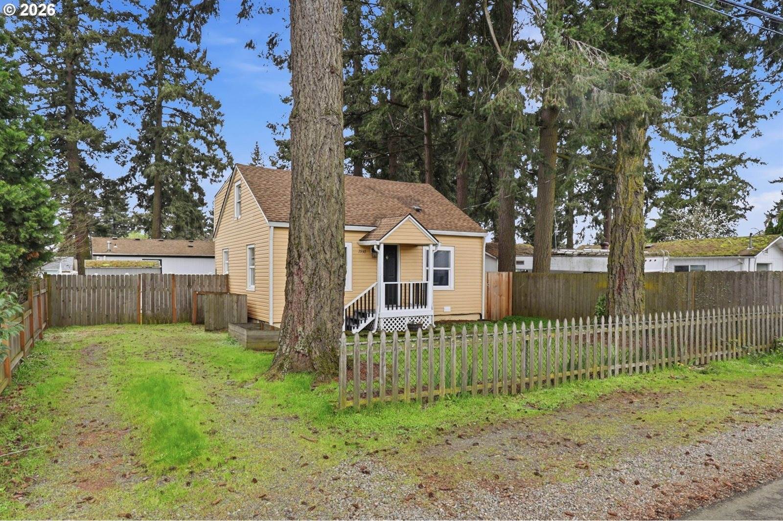 7930 SE Overland St, Milwaukie, OR 97222