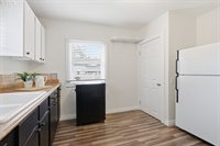 7930 SE Overland St, Milwaukie, OR 97222