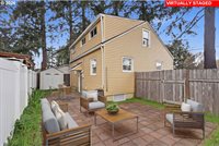 7930 SE Overland St, Milwaukie, OR 97222