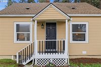 7930 SE Overland St, Milwaukie, OR 97222
