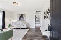 7930 SE Overland St, Milwaukie, OR 97222