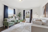 7930 SE Overland St, Milwaukie, OR 97222