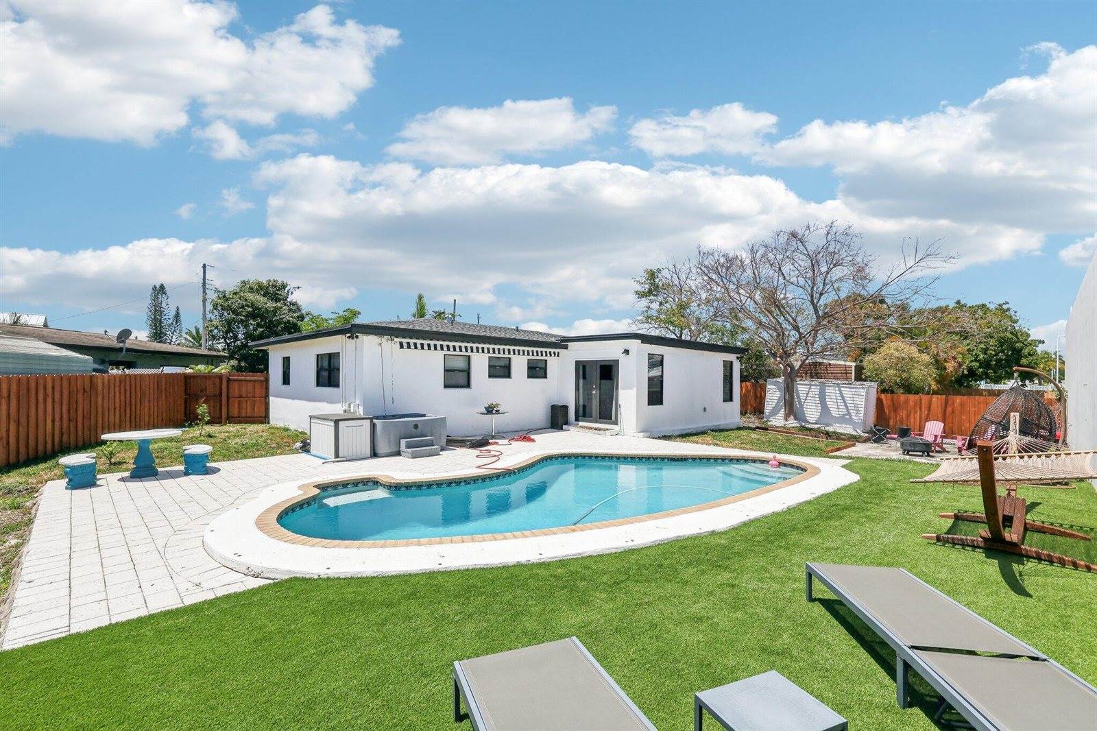 2030 SW 22nd Avenue, Fort Lauderdale, FL 33312