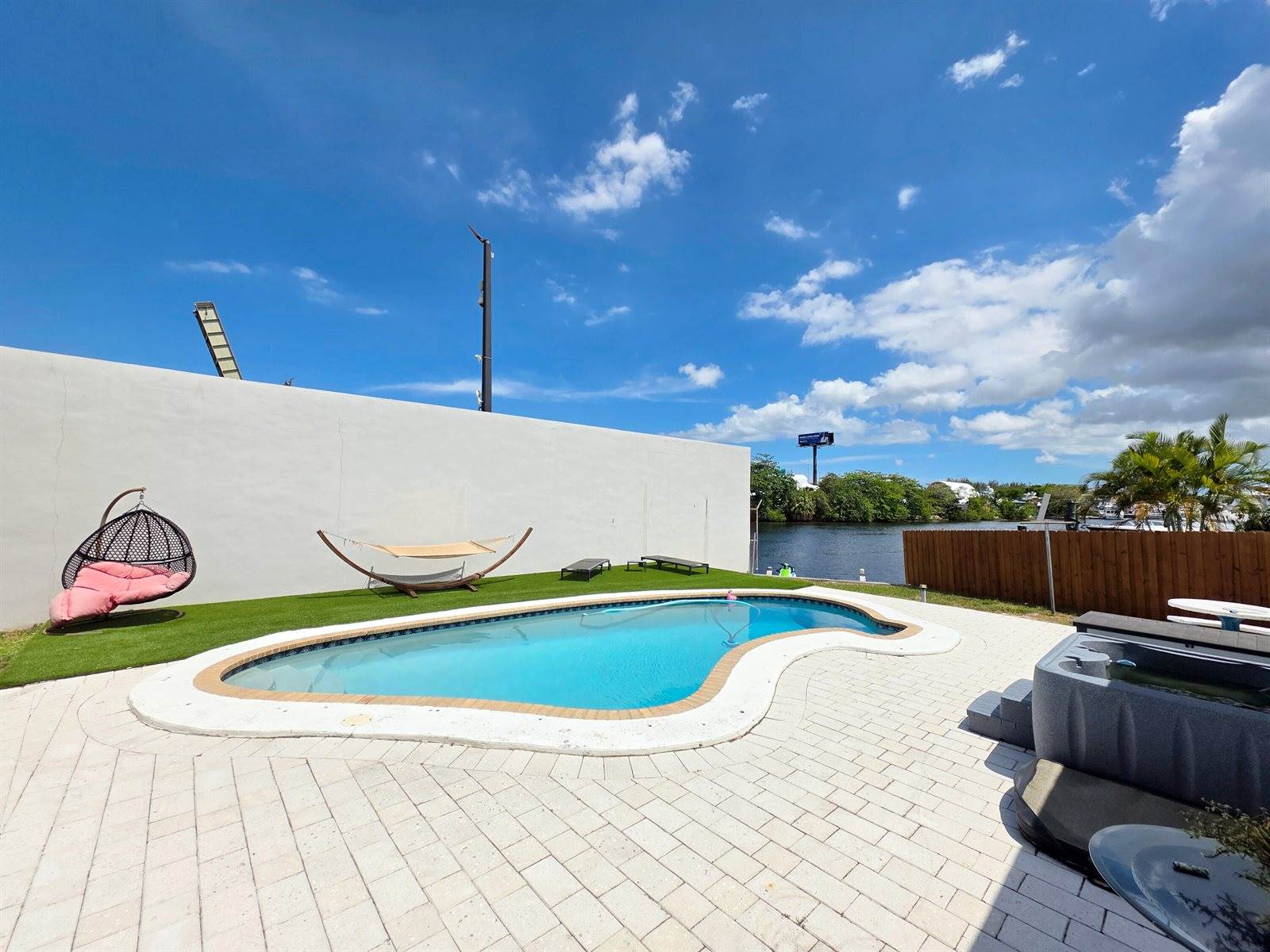 2030 SW 22nd Avenue, Fort Lauderdale, FL 33312