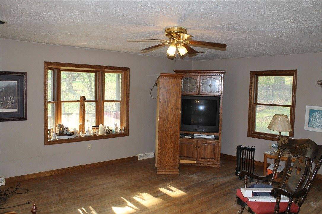 344 Parker Rd, Buffalo Township, PA 16055