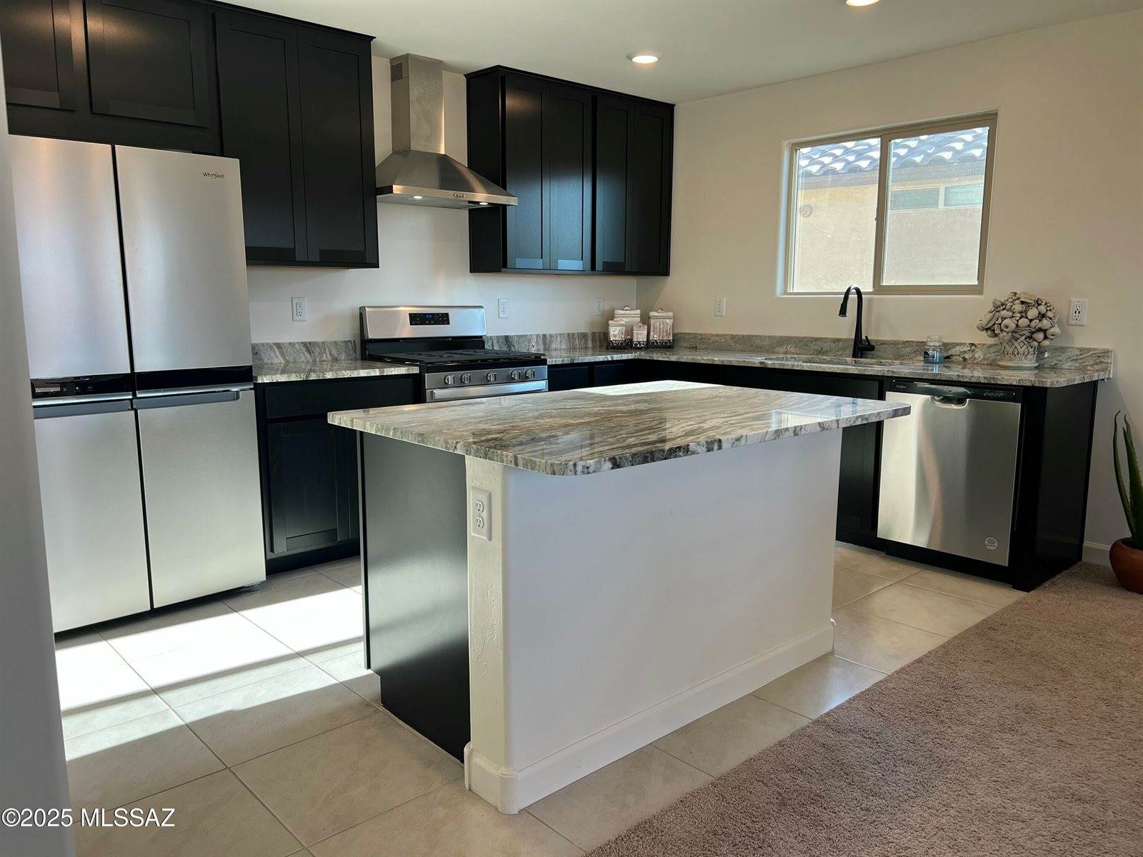 6575 West Camino Pizarro, Tucson, AZ 85757