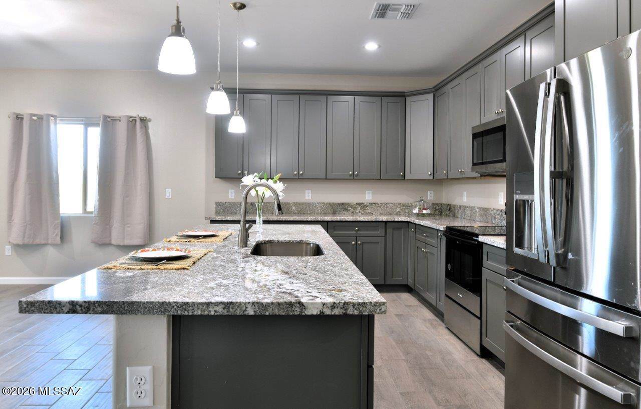 1091 North Vail View Road, Vail, AZ 85641