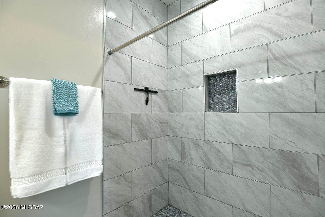 1091 North Vail View Road, Vail, AZ 85641