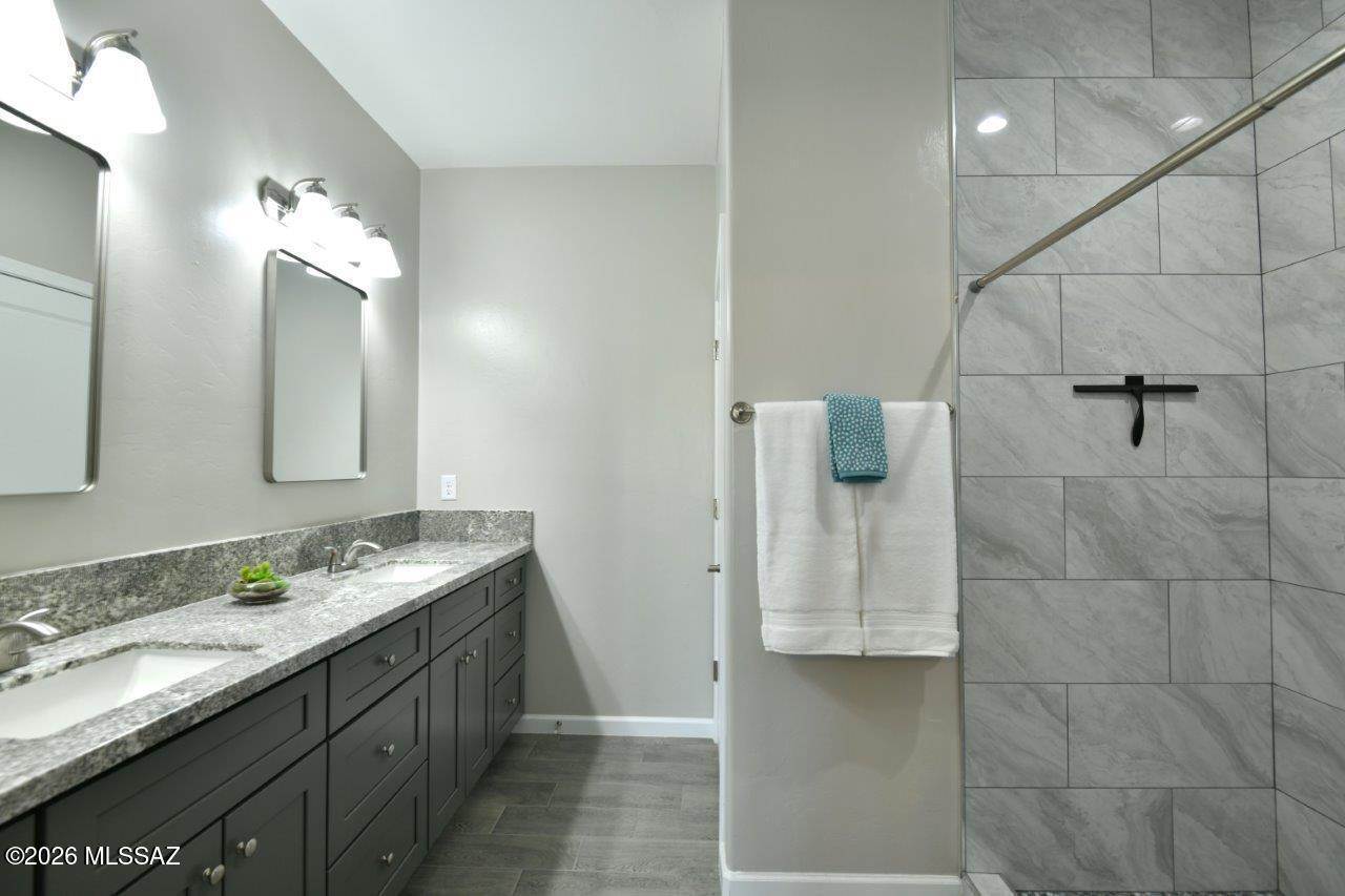 1091 North Vail View Road, Vail, AZ 85641